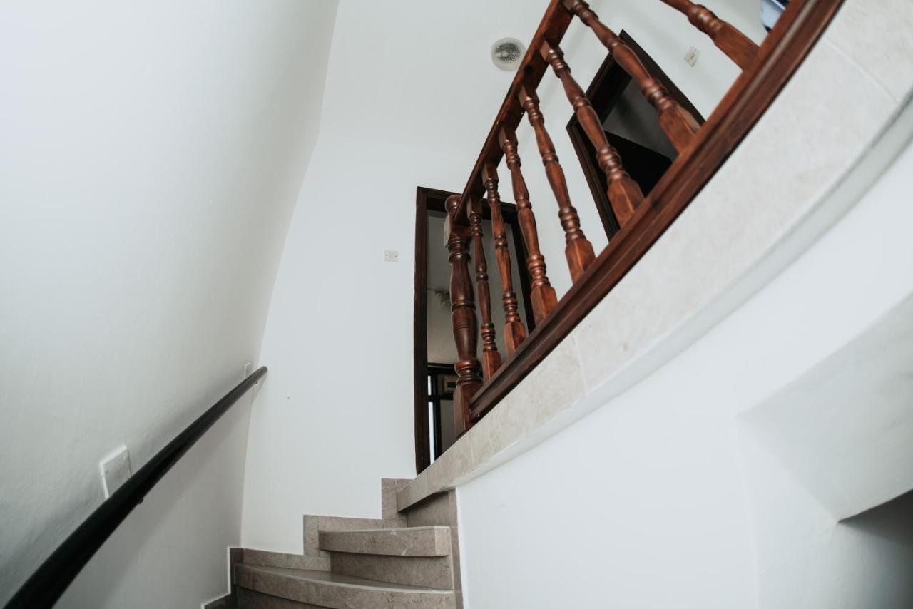 Ovis Hotel Apartments ไอยานาปา ภายนอก รูปภาพ