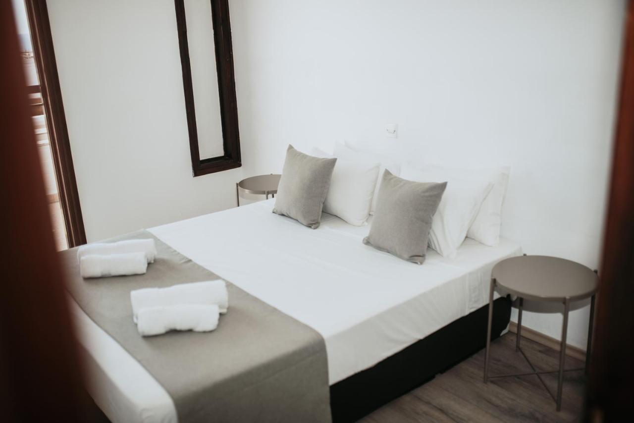 Ovis Hotel Apartments ไอยานาปา ภายนอก รูปภาพ