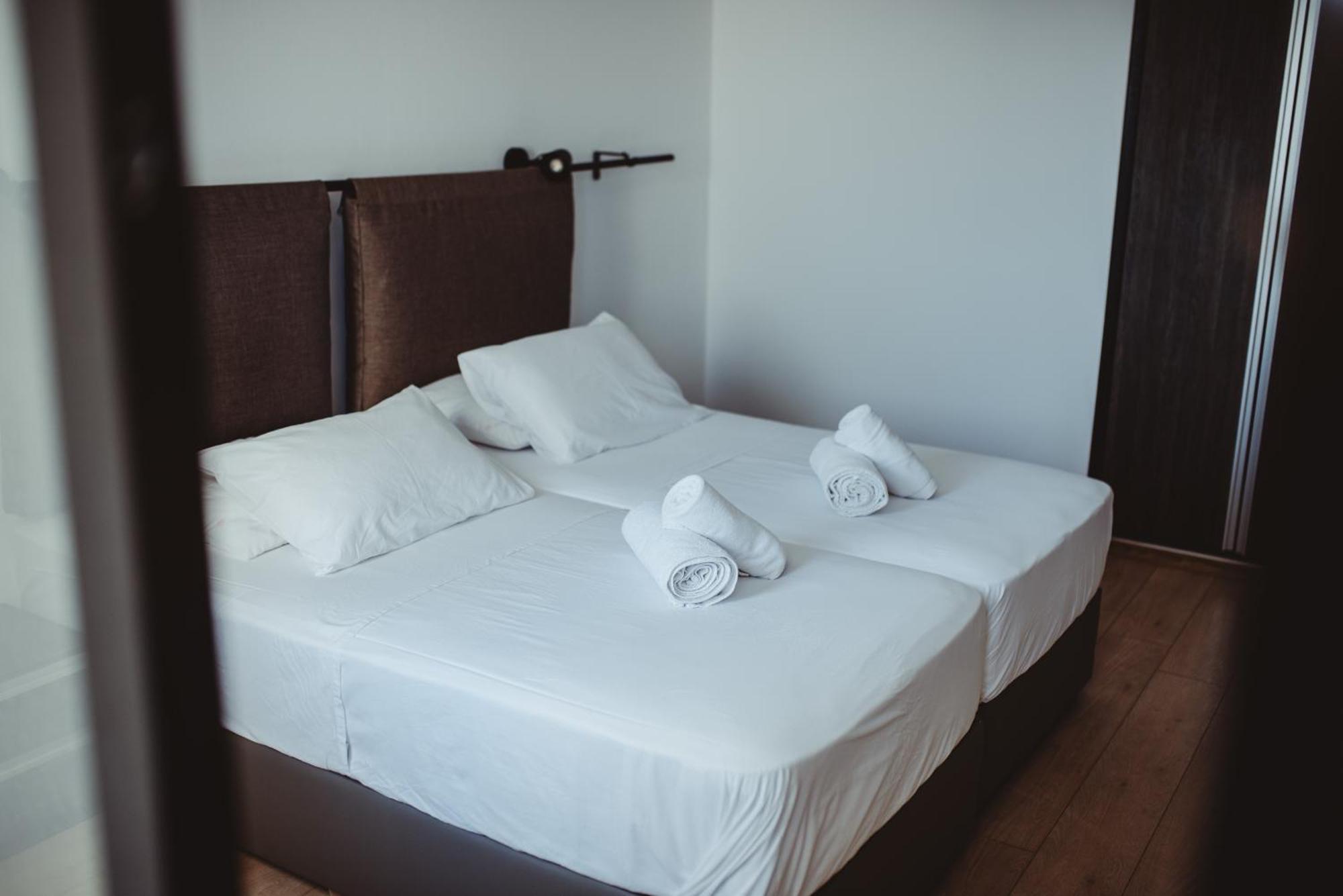 Ovis Hotel Apartments ไอยานาปา ภายนอก รูปภาพ