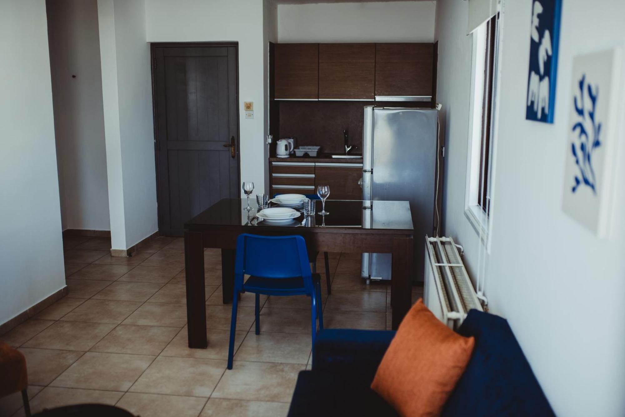 Ovis Hotel Apartments ไอยานาปา ภายนอก รูปภาพ
